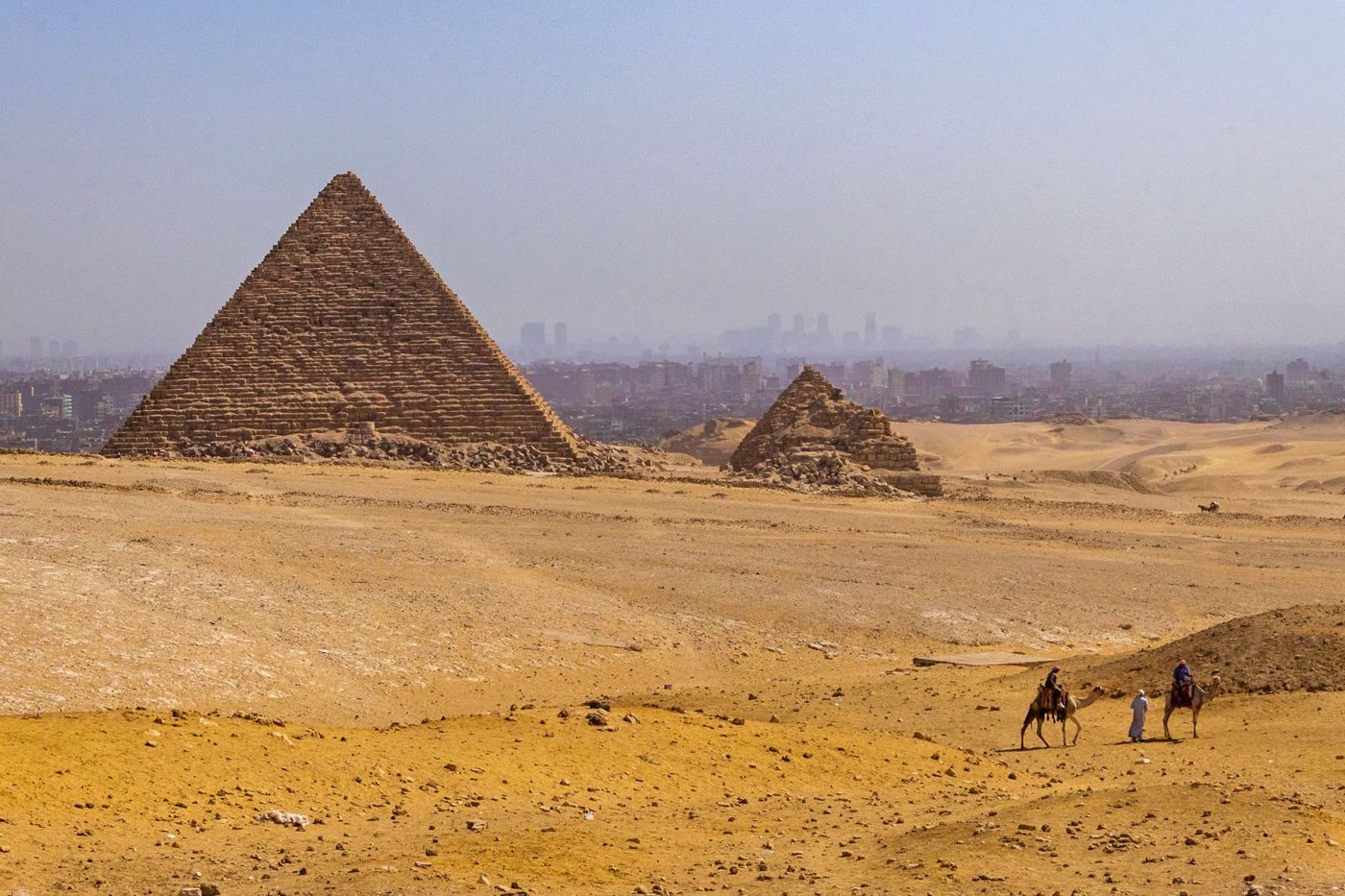 Residential blocks of Giza with the pyramids in the background
